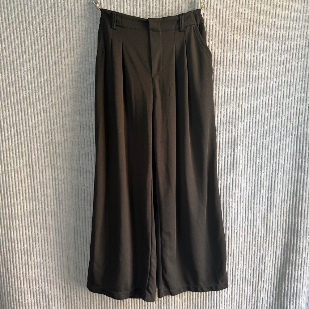 Halara Wide Leg Pants M Black Excellent Textured Flowy Office Minimal